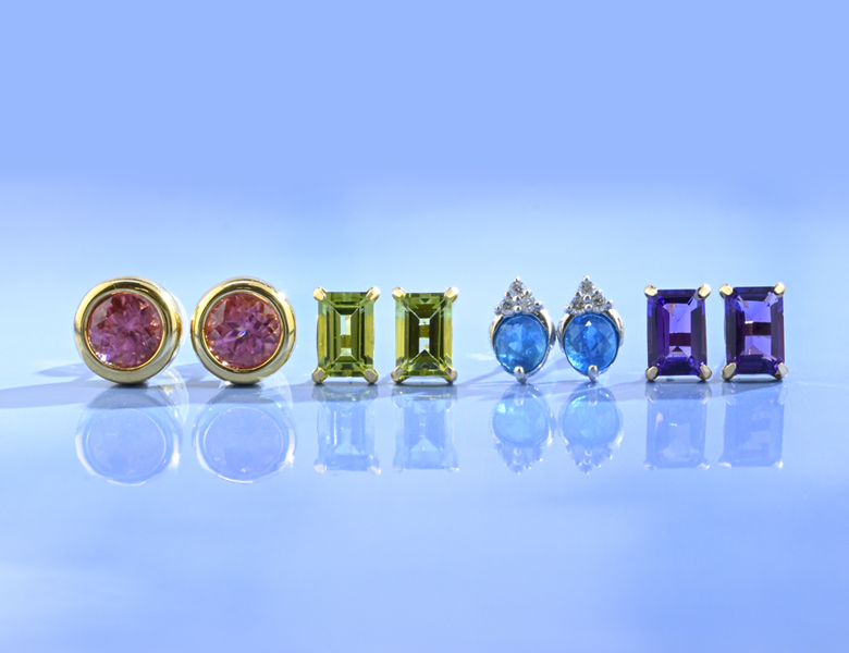 ピアス